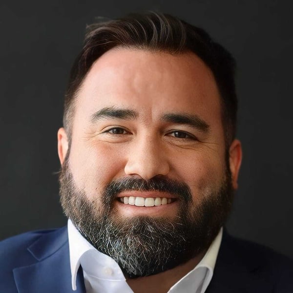 ben_strake_consultant_headshot_1080x1080