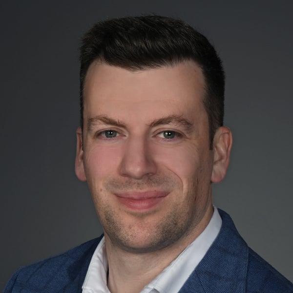 Warren Yancey headshot